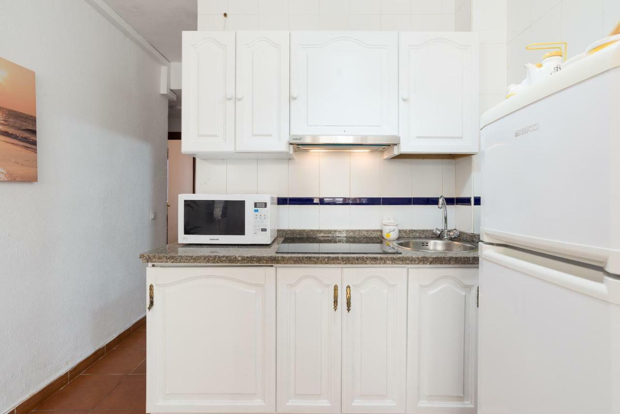 Mp3-bright Beachfront 1-bedroom Apt Walk To Old Town Leilighet Málaga