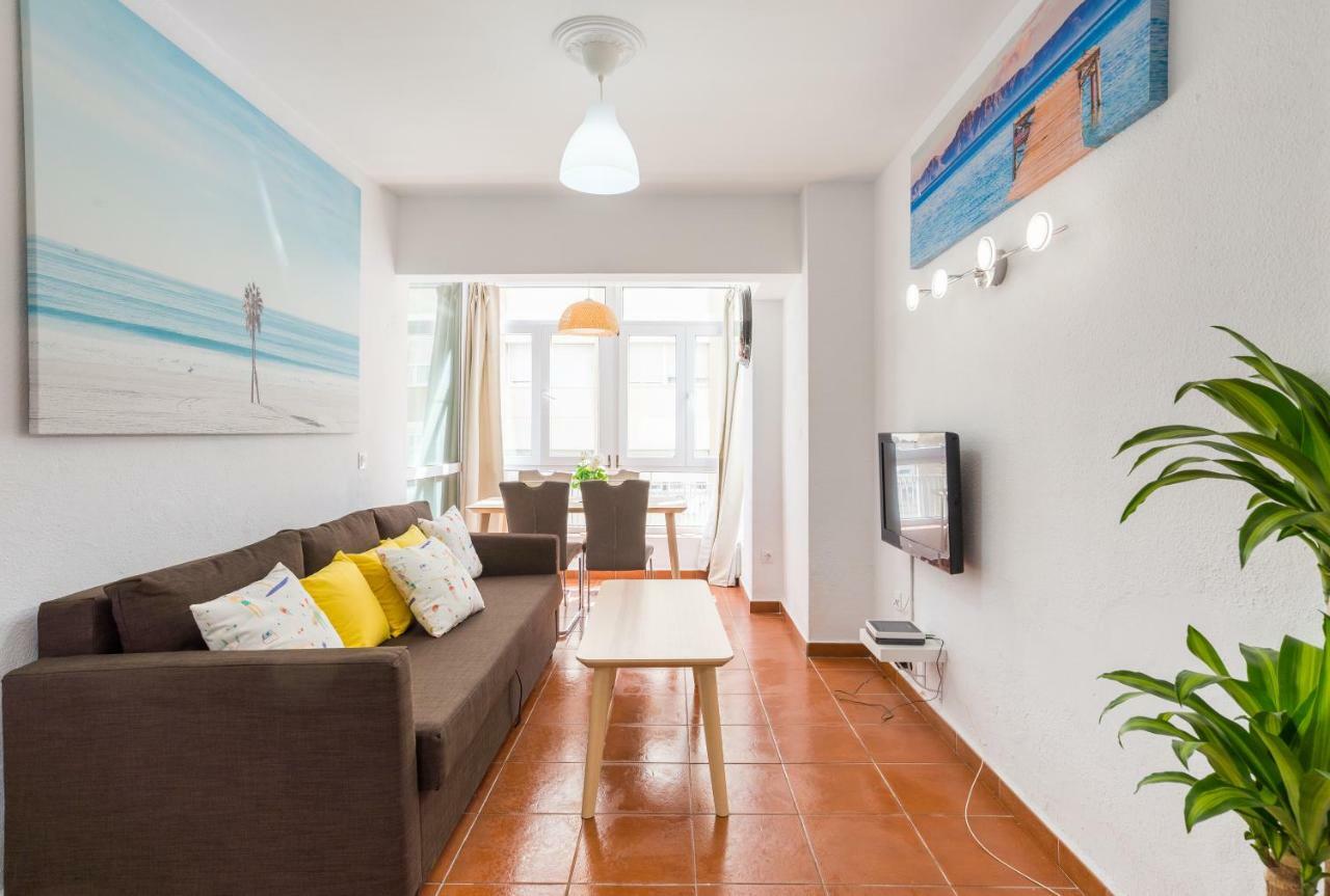 Mp3-bright Beachfront 1-bedroom Apt Walk To Old Town Lejlighed